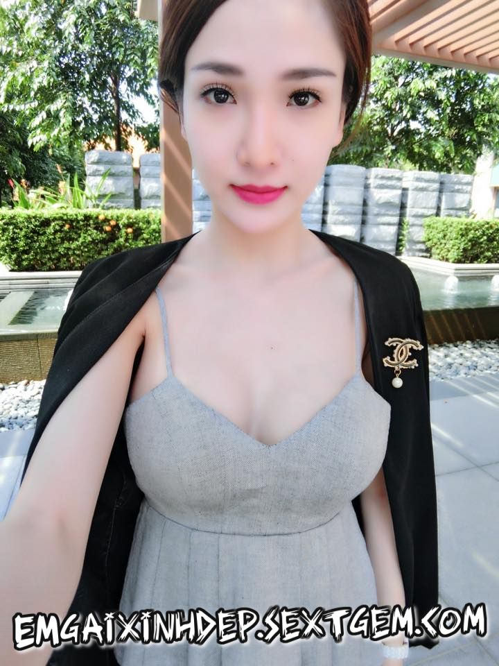 Ảnh Facebook Hot Girl Ngực Khủng